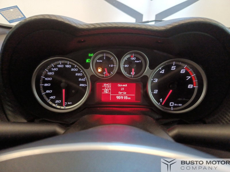 Alfa Romeo MiTo usata a Varese (12)