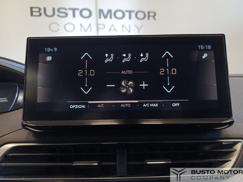 Peugeot 5008 usata a Varese (14)