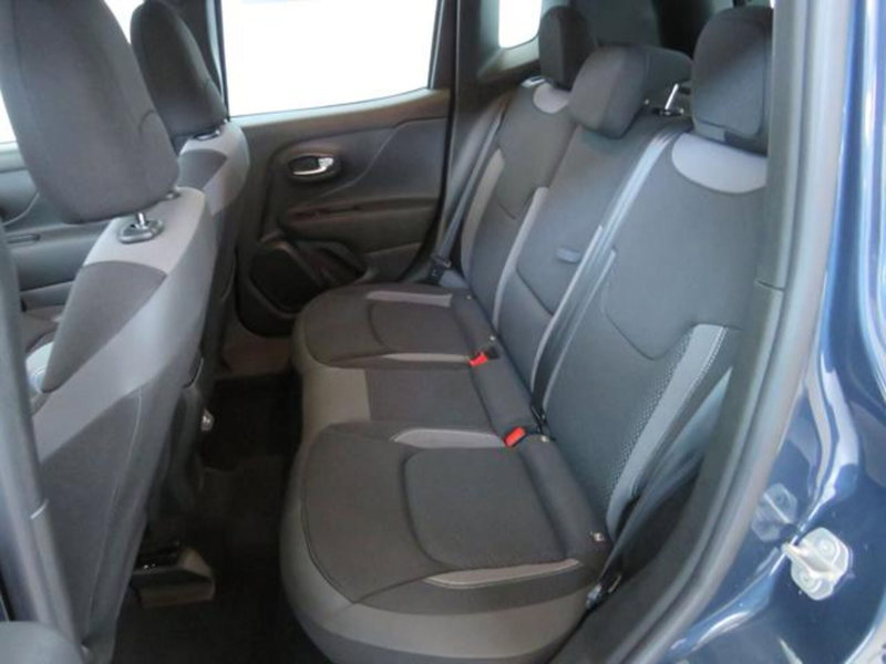 Jeep Renegade nuova a Lodi (11)