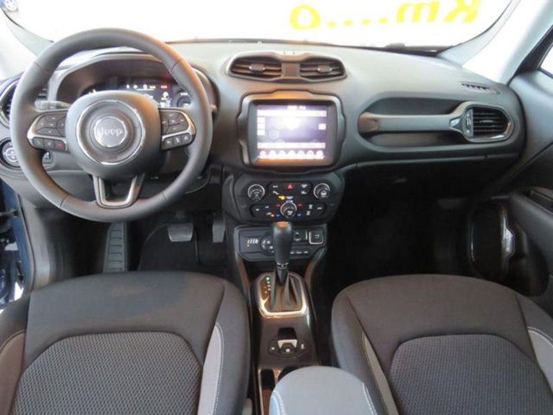 Jeep Renegade nuova a Lodi (13)