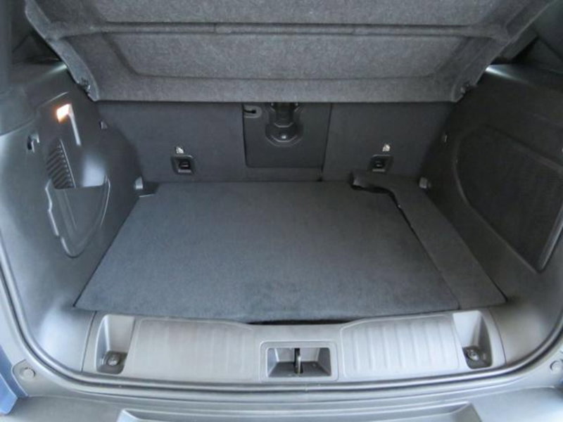Jeep Renegade nuova a Lodi (9)