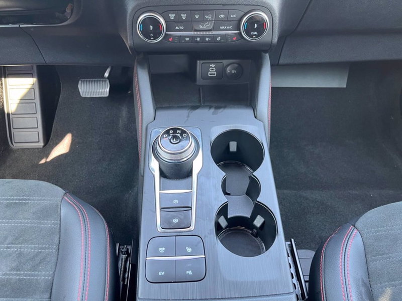 Ford Kuga usata a Milano (16)