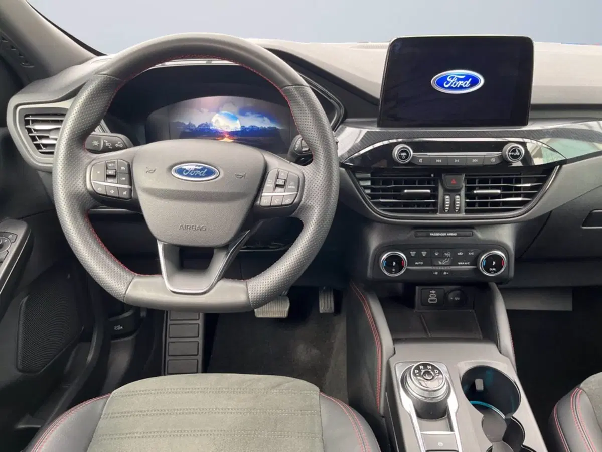 Ford Kuga usata a Milano (11)