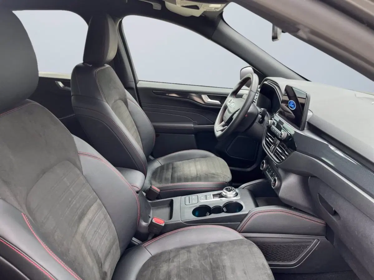 Ford Kuga usata a Milano (15)