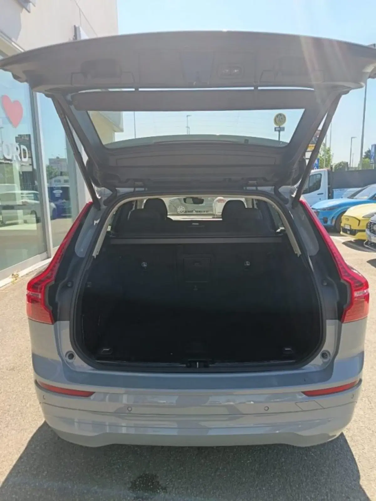 Volvo XC60 usata a Bologna (10)