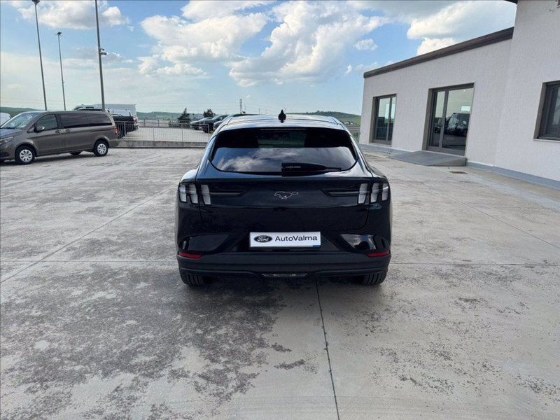 Ford Mustang Mach-E usata a Matera (6)