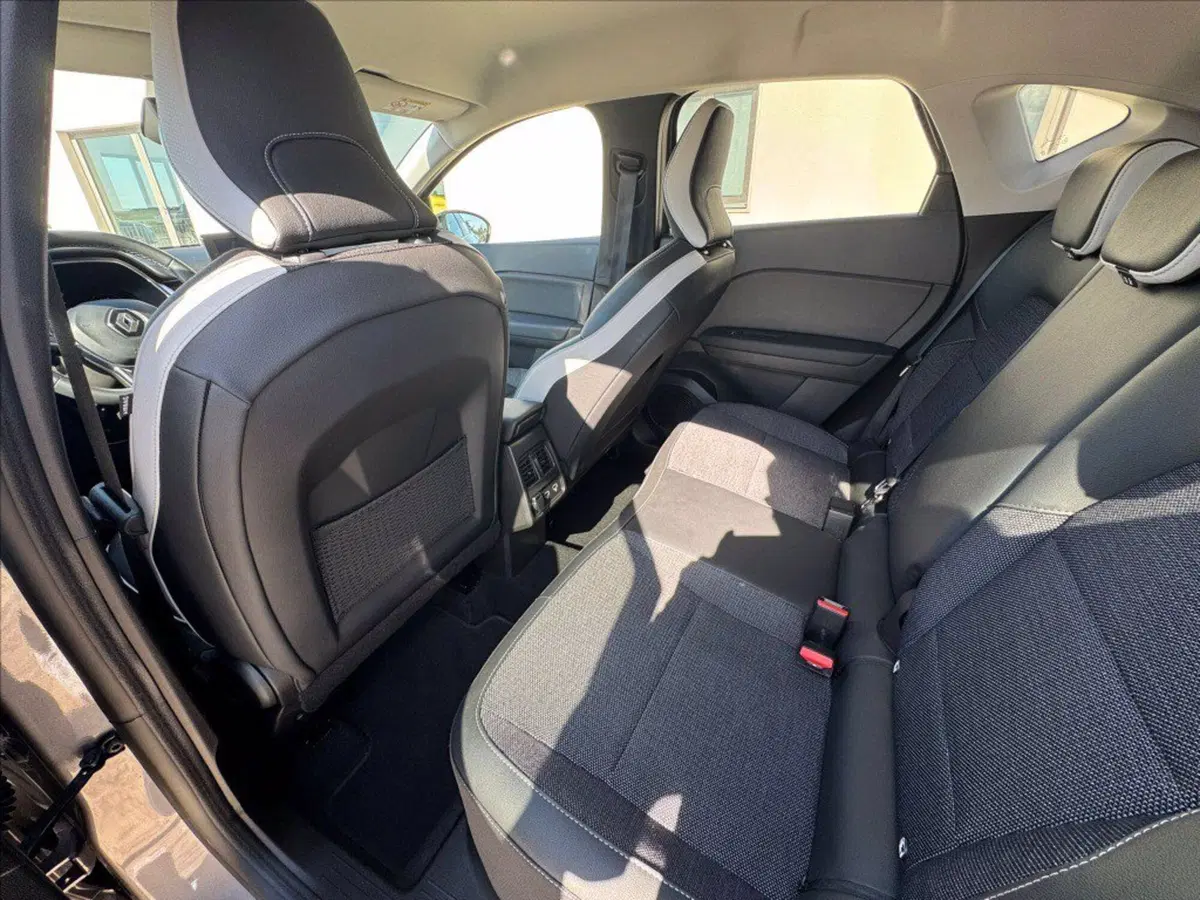 Renault Captur usata a Matera (10)
