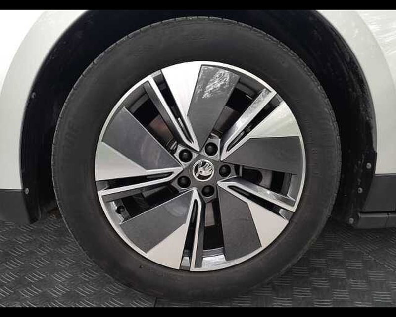 Skoda Enyaq usata a Ravenna (14)