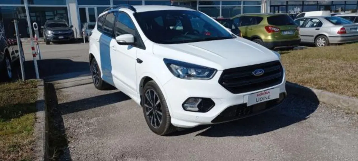 Ford Kuga usata a Udine (3)