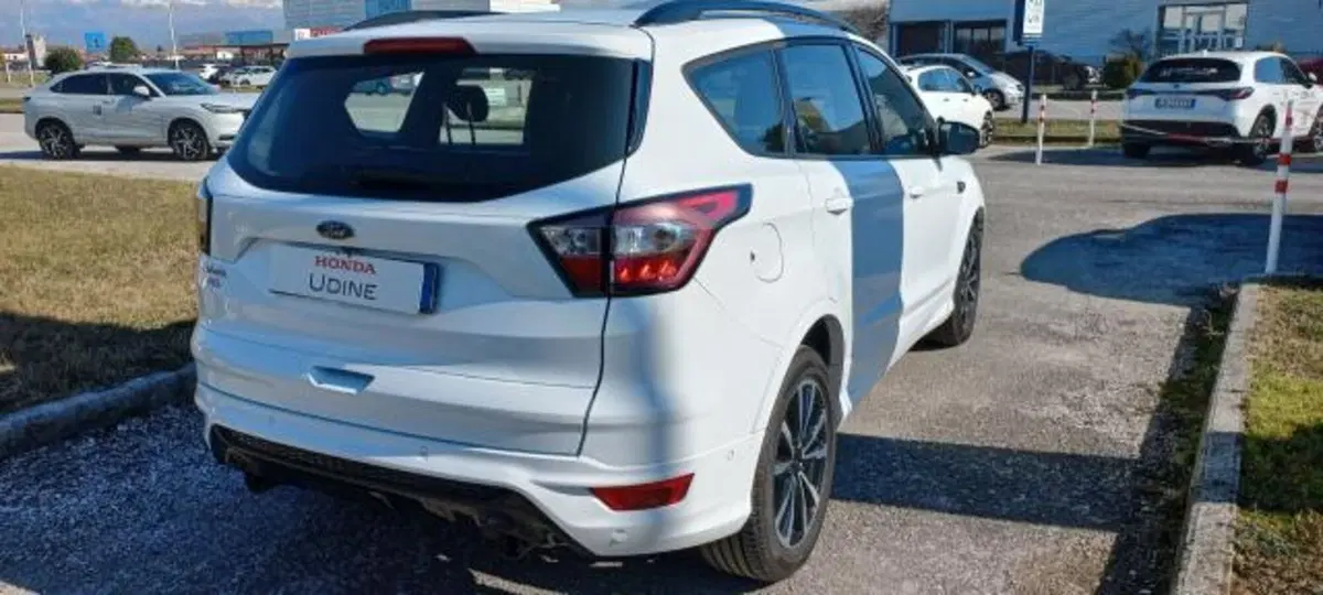 Ford Kuga usata a Udine (7)