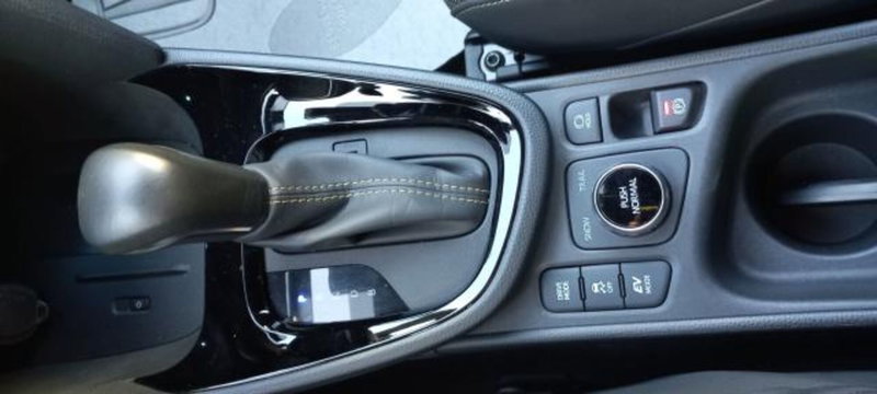 Toyota Yaris Cross usata a Udine (13)