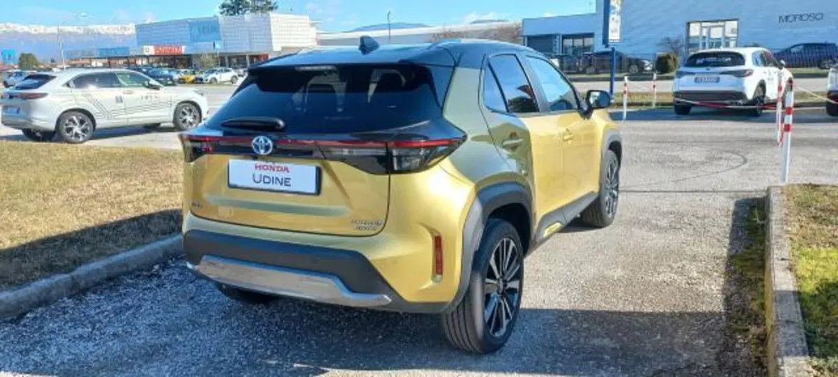 Toyota Yaris Cross usata a Udine (4)