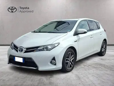 Toyota Auris 1.3 5 porte Active del 2015 usata a Torino