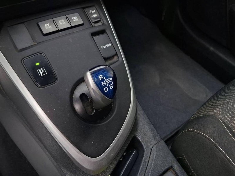 Toyota Auris usata a Torino (11)