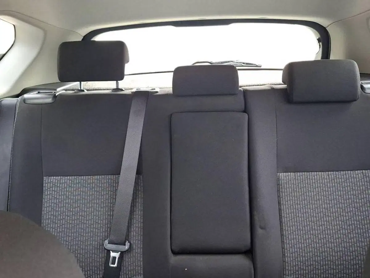 Toyota Auris usata a Torino (14)