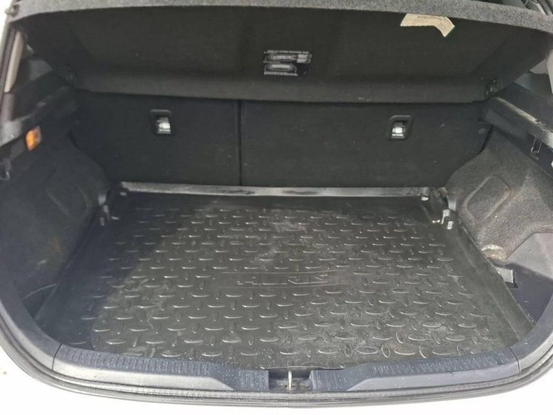 Toyota Auris usata a Torino (15)