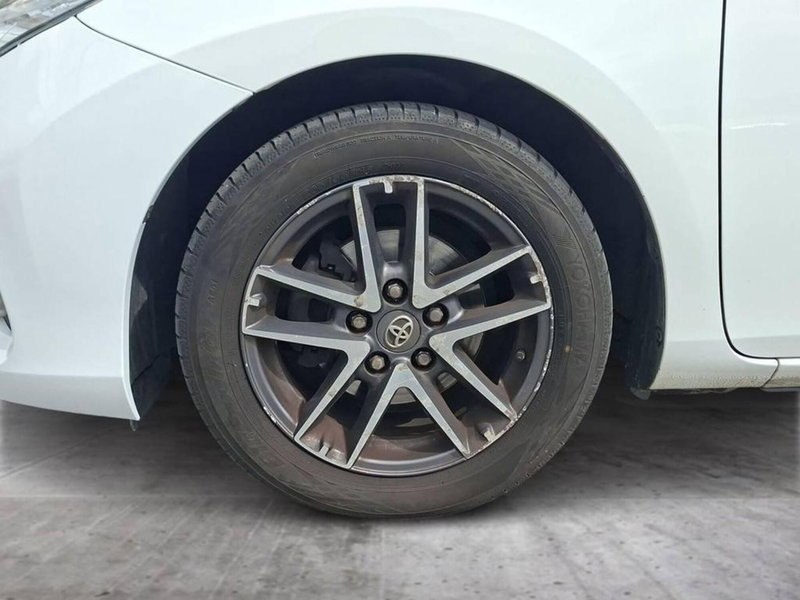 Toyota Auris usata a Torino (8)