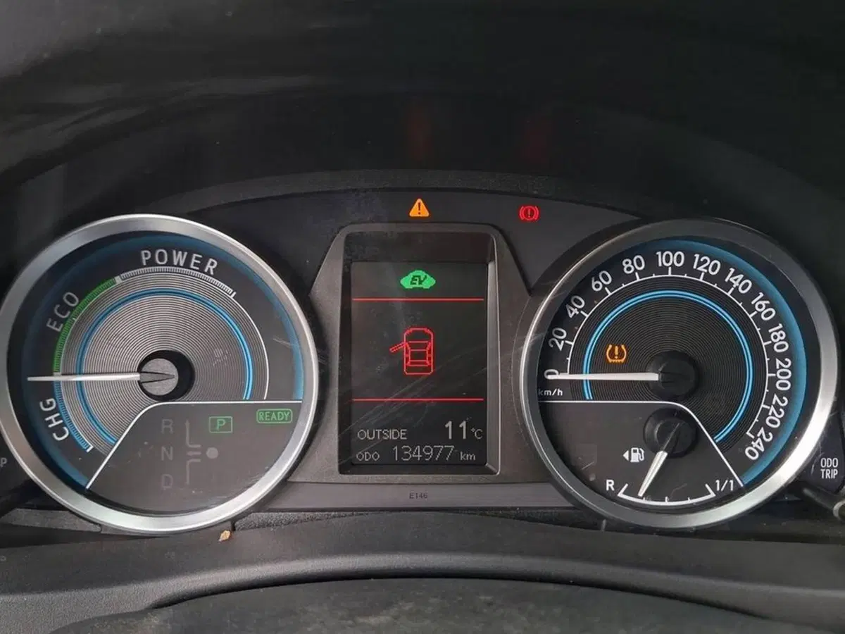 Toyota Auris usata a Torino (9)