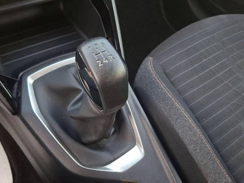 Peugeot 208 usata a Torino (10)