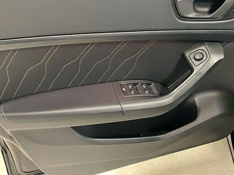 Cupra Ateca usata a Vicenza (18)