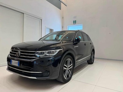 Volkswagen Tiguan 1.5 TSI 150 CV DSG Sport ACT BlueMotion Technology del 2021 usata a Massarosa