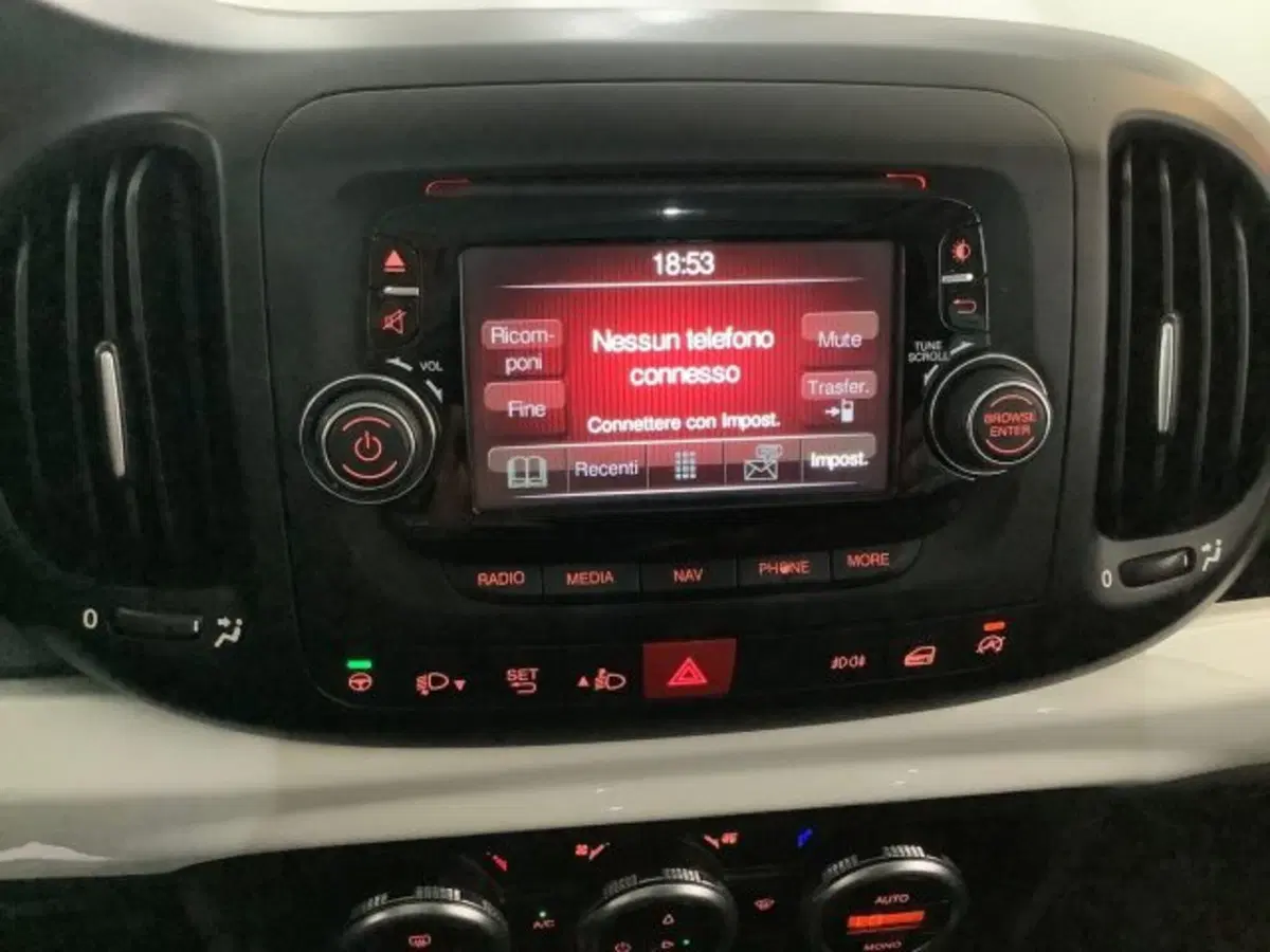 Fiat 500L usata a Catania (16)