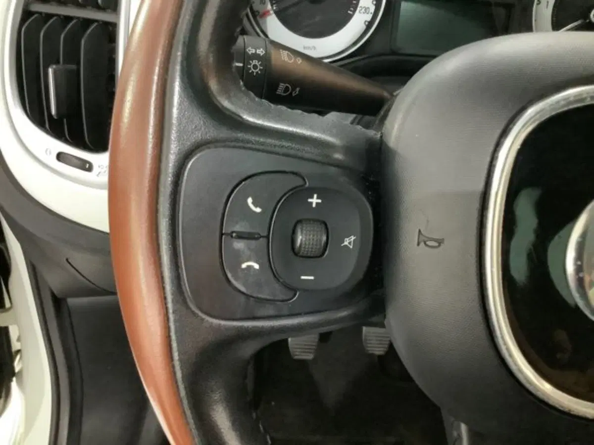 Fiat 500L usata a Catania (18)