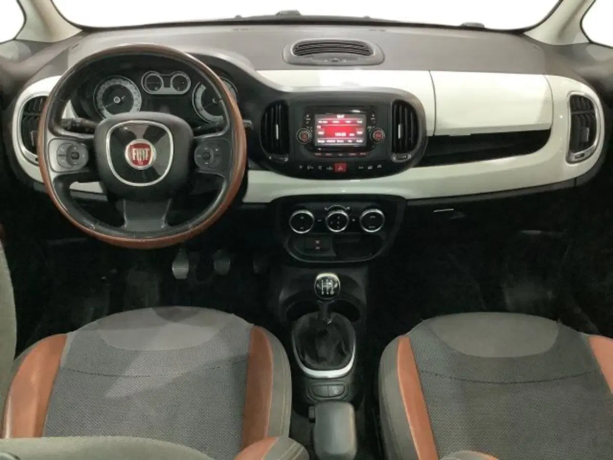 Fiat 500L usata a Catania (7)
