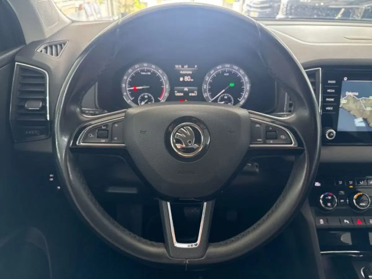 Skoda Karoq usata a Catania (18)