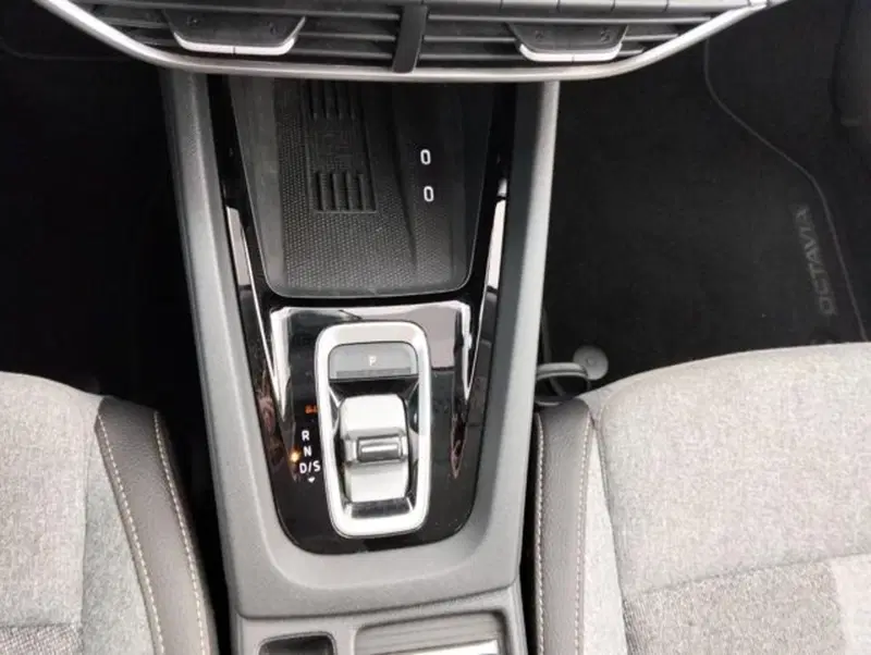 Skoda Octavia Station Wagon usata a Como (19)