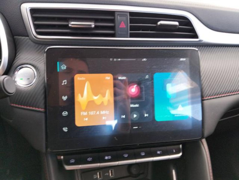 Mg ZS (2021-->) usata a Como (15)