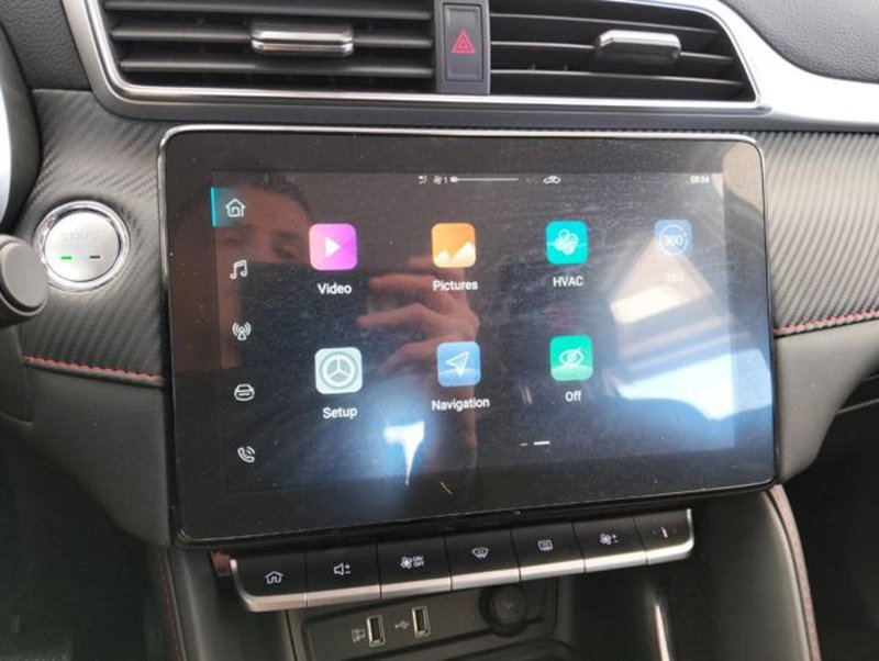 Mg ZS (2021-->) usata a Como (16)