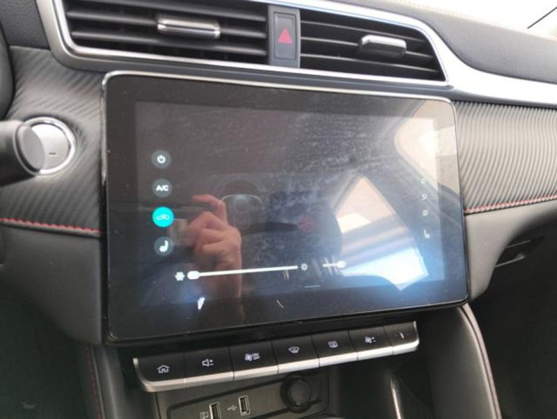 Mg ZS (2021-->) usata a Como (17)