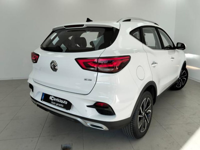 Mg ZS (2021-->) usata a Como (2)