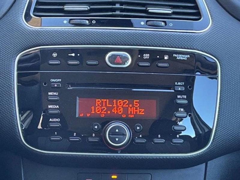 Fiat Punto usata a Ancona (18)