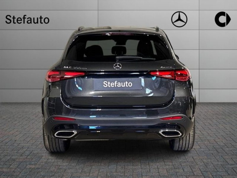 Mercedes-Benz GLC nuova a Bologna (6)