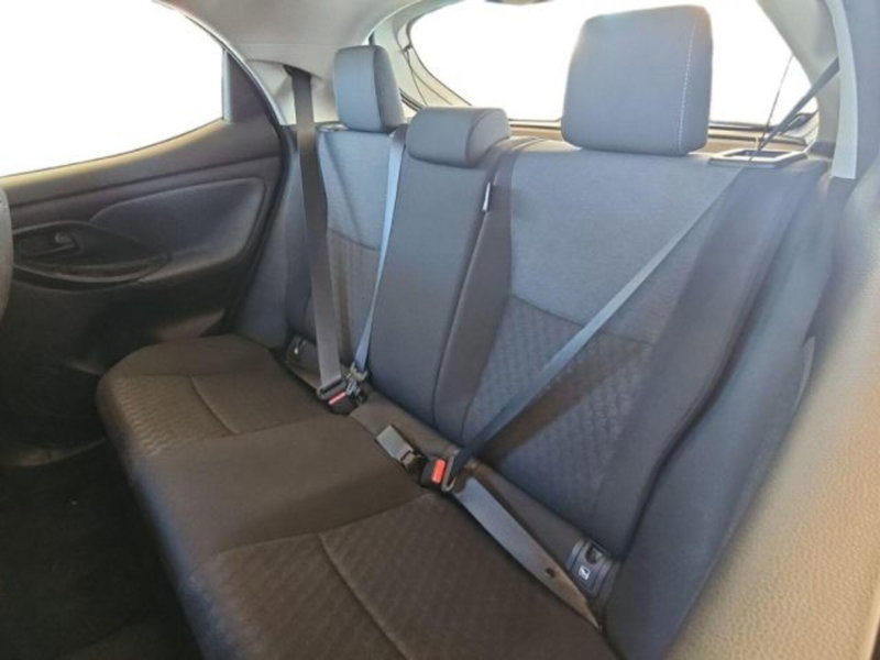 Toyota Yaris Cross usata a Roma (11)