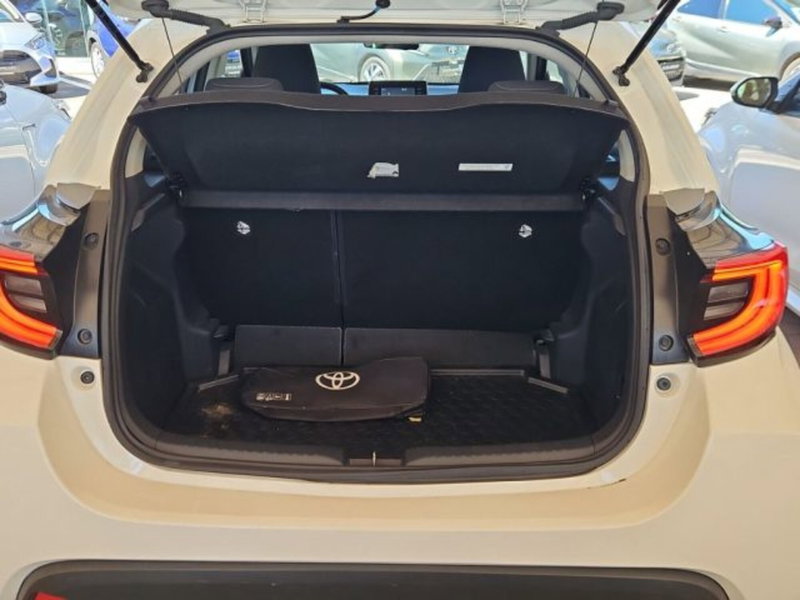 Toyota Yaris Cross usata a Roma (6)