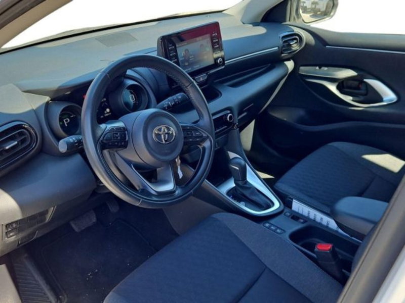 Toyota Yaris Cross usata a Roma (7)