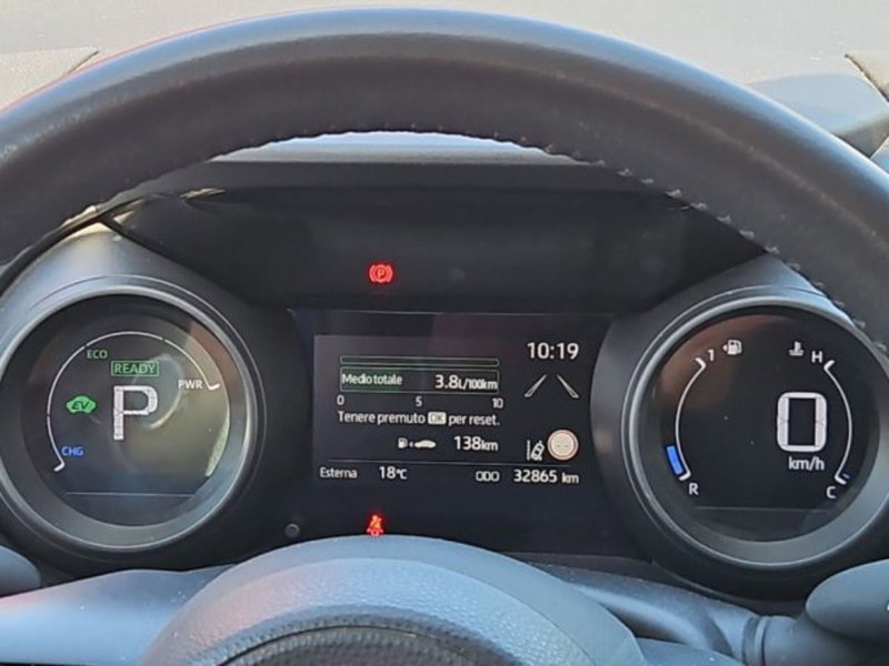 Toyota Yaris Cross usata a Roma (9)