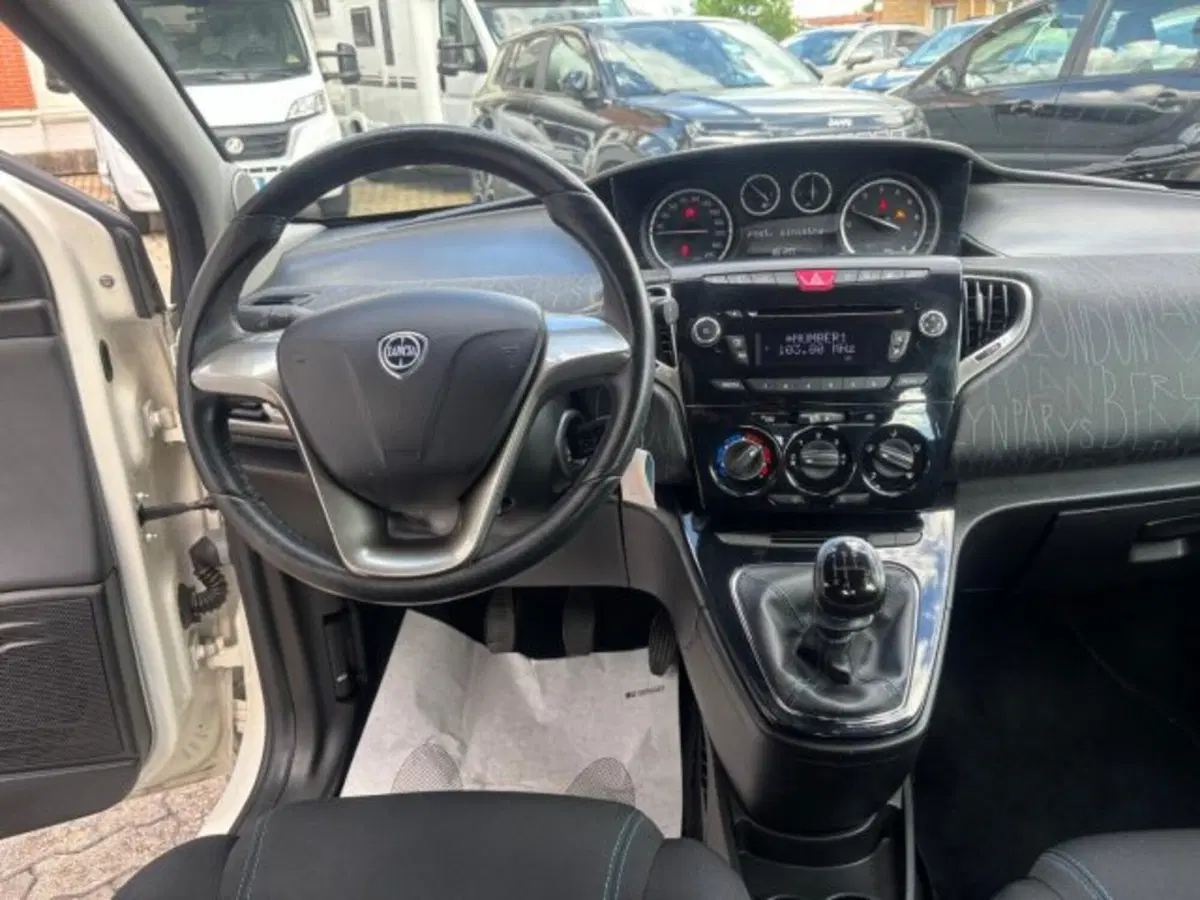 Lancia Ypsilon usata a Cuneo (10)
