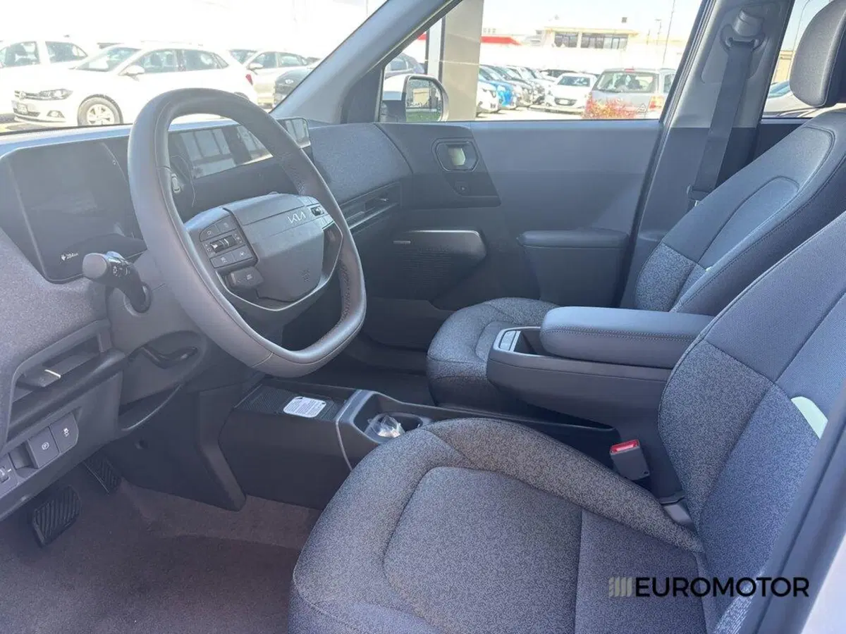 Kia EV2 nuova a Bari (10)