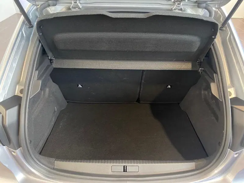 Peugeot 208 usata a Torino (9)