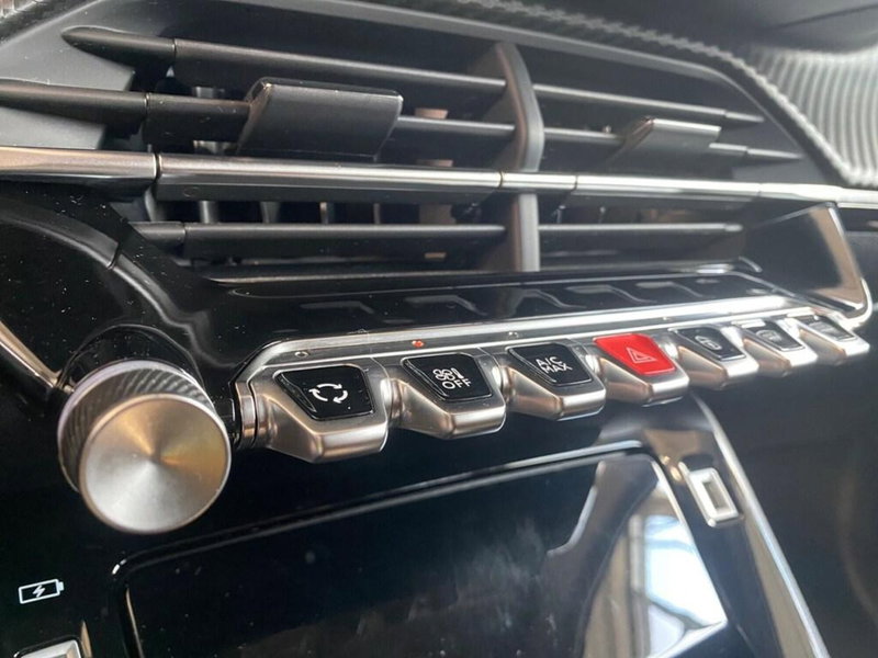 Peugeot 208 usata a Torino (11)