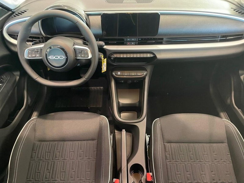 Fiat 600 nuova a Torino (6)