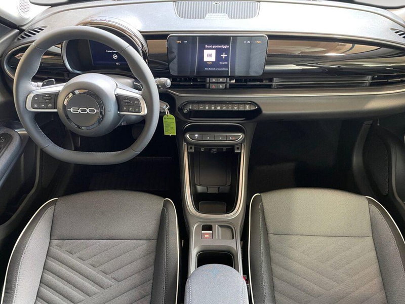 Fiat 600 nuova a Torino (6)