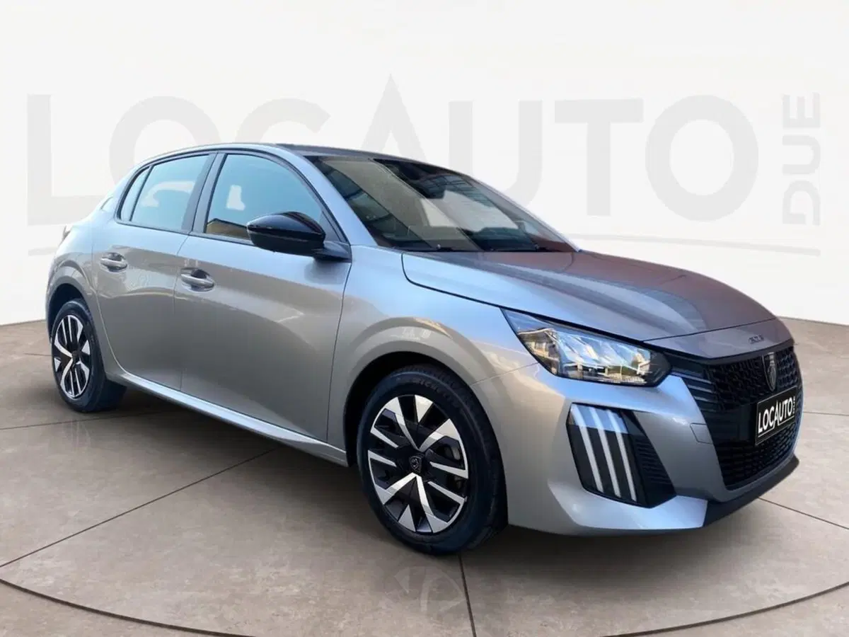 Peugeot 208 nuova a Torino (3)