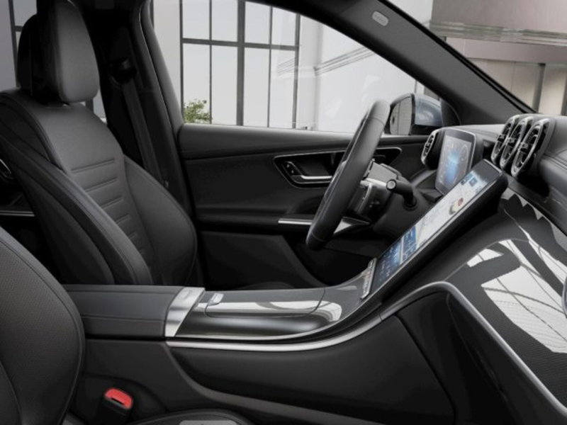 Mercedes-Benz GLC nuova a Verona (6)