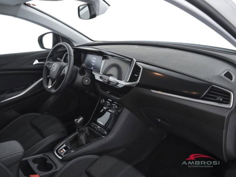Opel Grandland usata a Perugia (12)