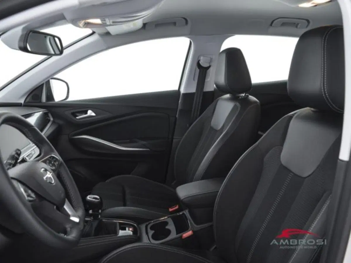 Opel Grandland usata a Perugia (9)